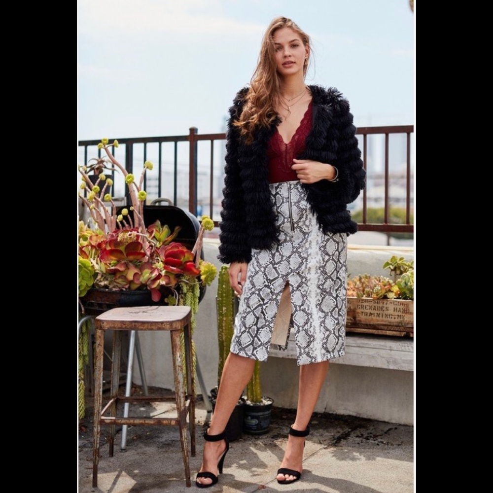 Black Fluffy shaggy cardigan slim jacket.